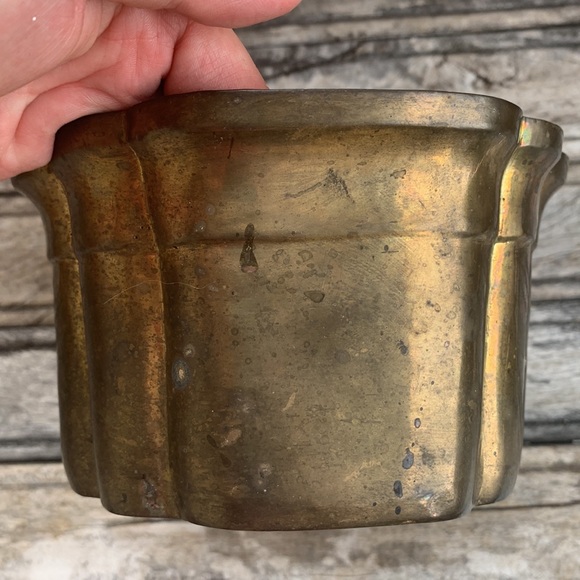 Vintage Heavy Brass Tray / Planter - Picture 6 of 9